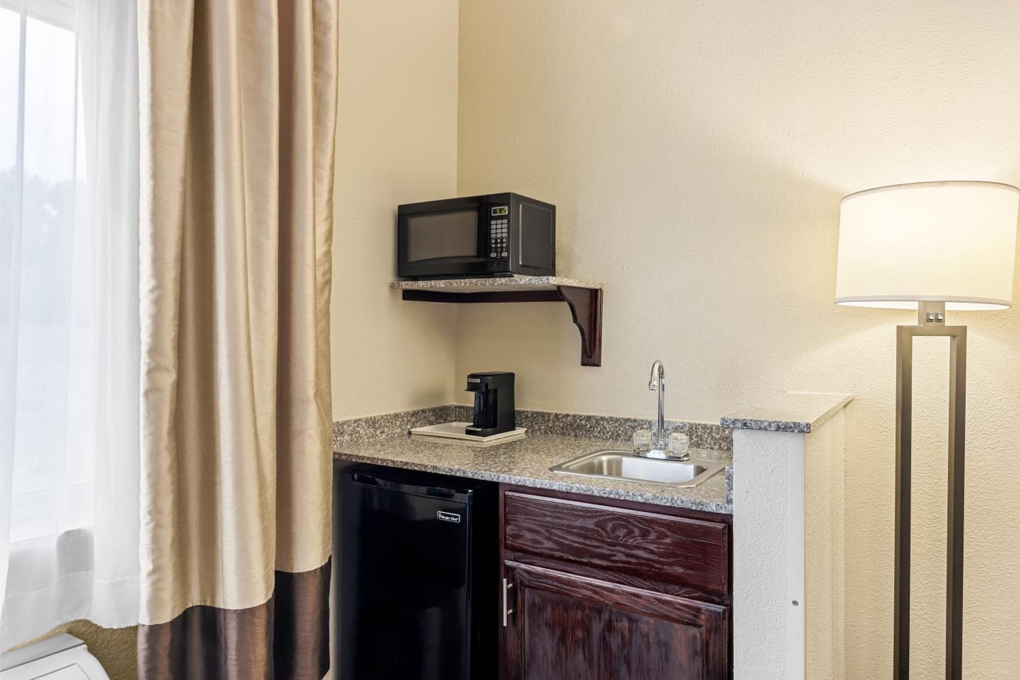 Comfort Inn & Suites Pueblo Exteriér fotografie