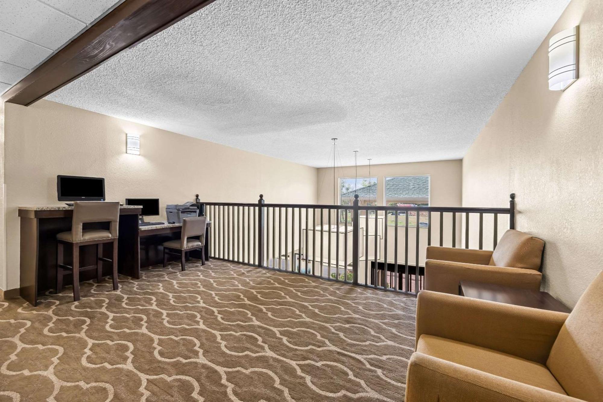 Comfort Inn & Suites Pueblo Exteriér fotografie