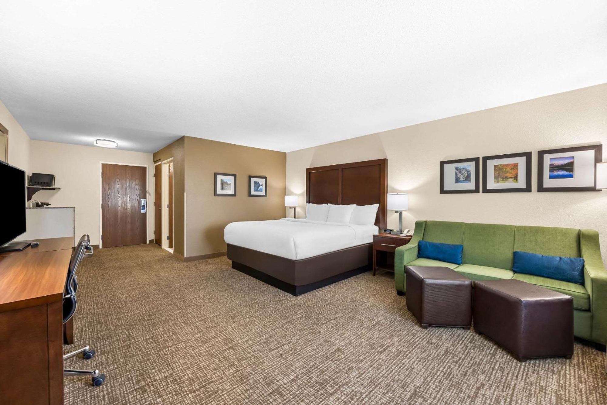 Comfort Inn & Suites Pueblo Exteriér fotografie